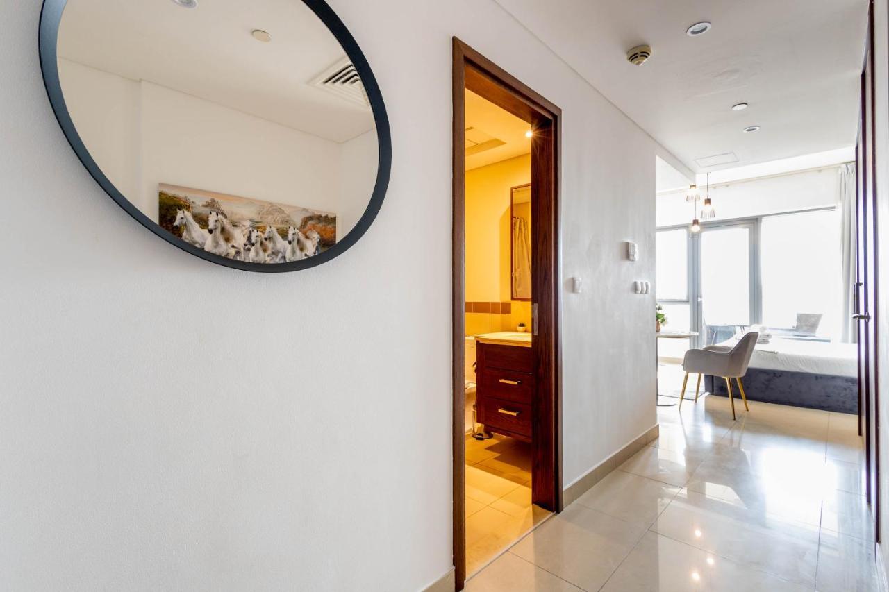 Apartment Nasma Luxury - Sleek And Modern Near Burj Khalifa