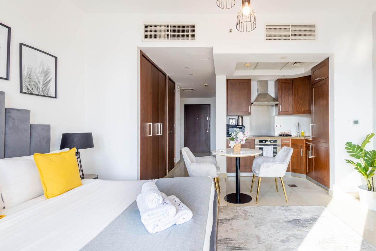 Nasma Luxury - Sleek And Modern Near Burj Khalifa Dubai