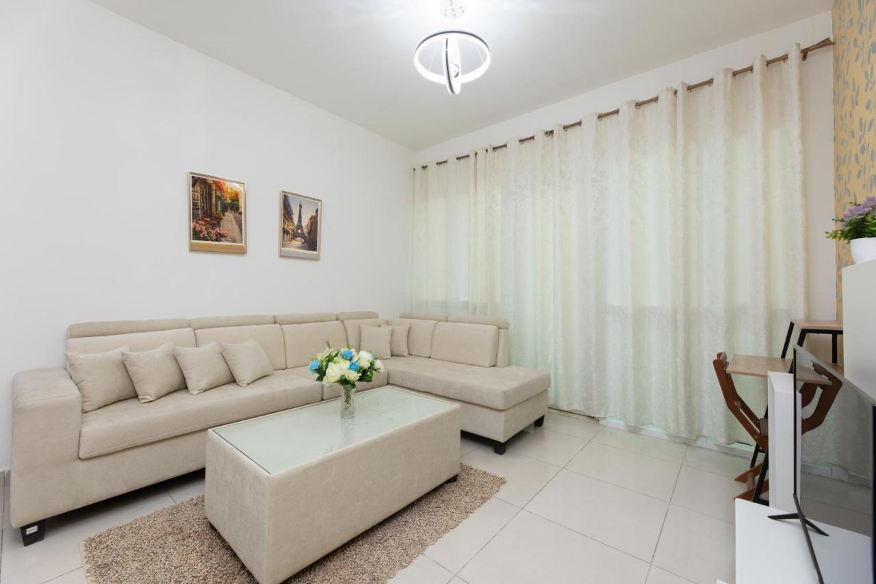 Apartment A Place Like A In Marina *