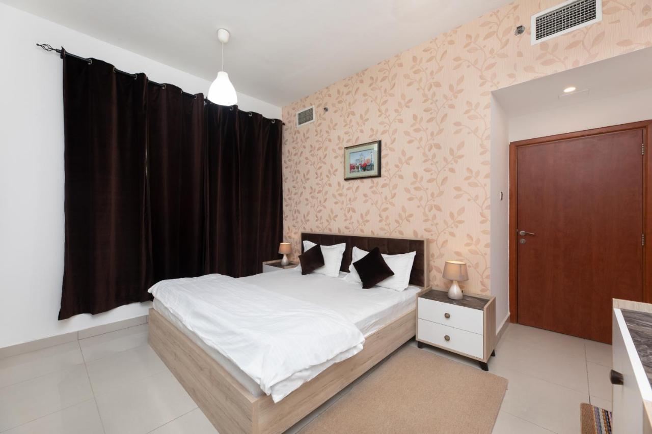 A Place Like A In Marina Apartment Dubai