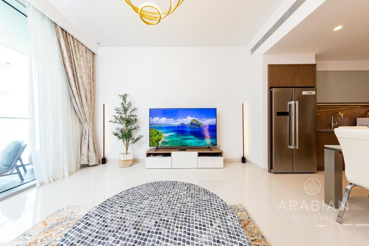 Apartment Brand New 2br With Palm Views And Private - High Floor Dubai
