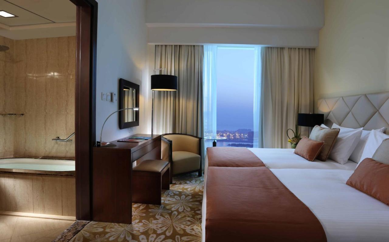 Hotel La & Dubai