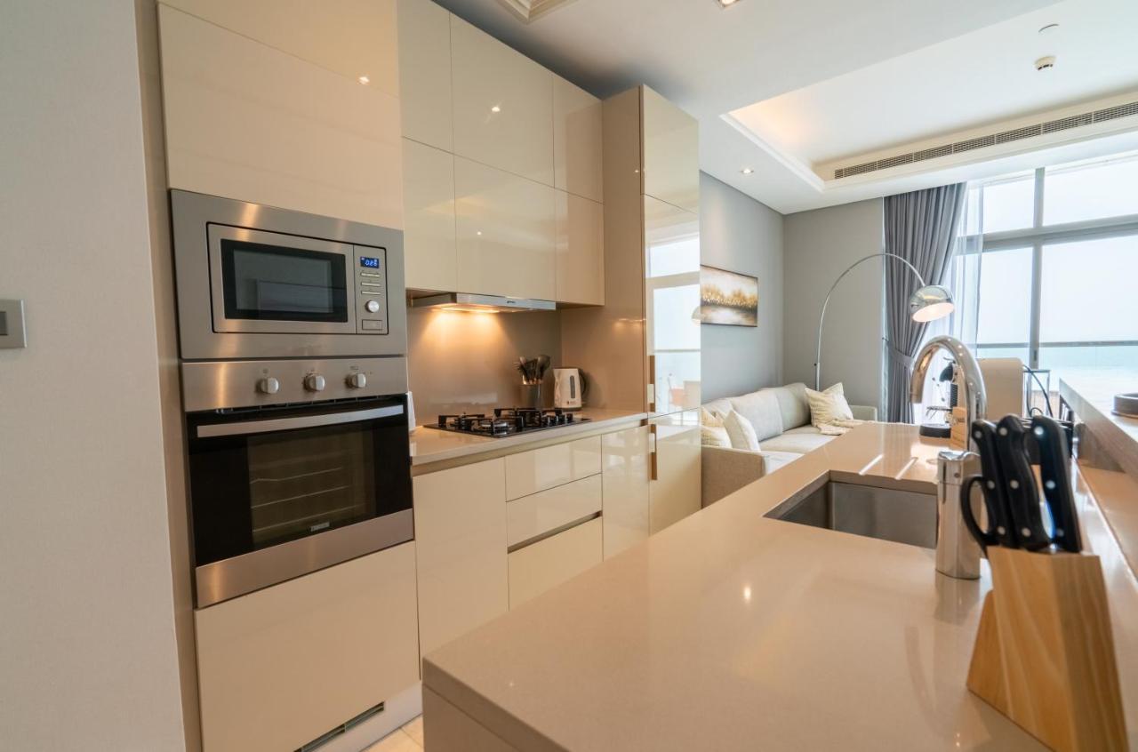 Higuests - Unparalleled Sea View From Unique Corner Unit Dubai