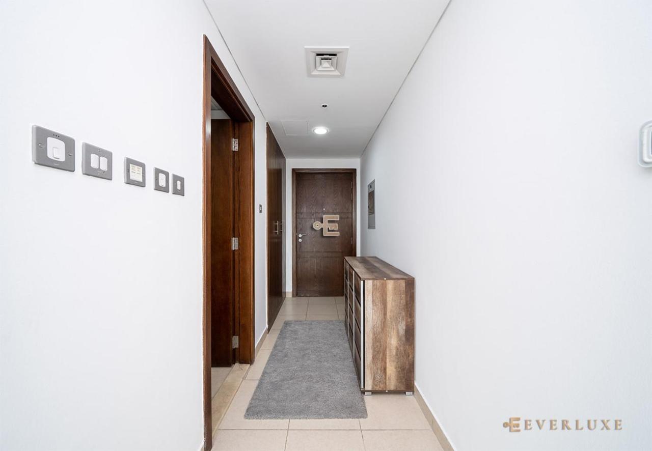 Everluxe Stylish In Downtown