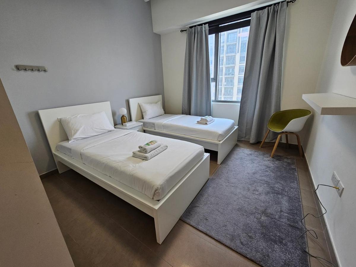 Hills Park Heights 2 * Dubai