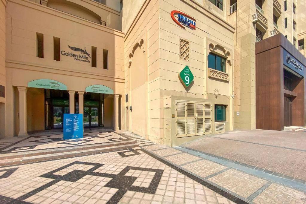 Palm Jumeirah Paradise- Luxury,unveiled Apartment