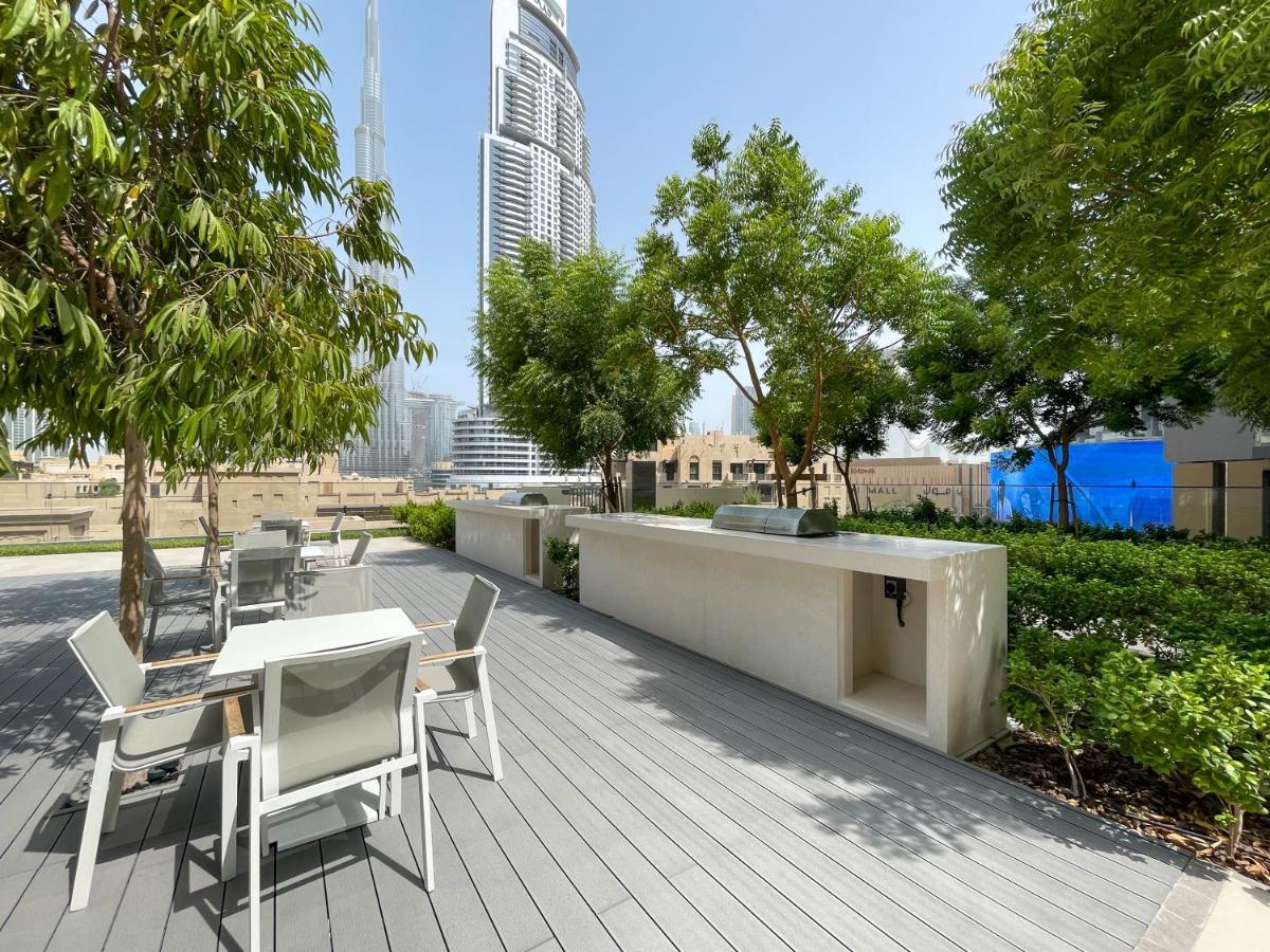 Apartment Amazing Next To Mall 160br-2