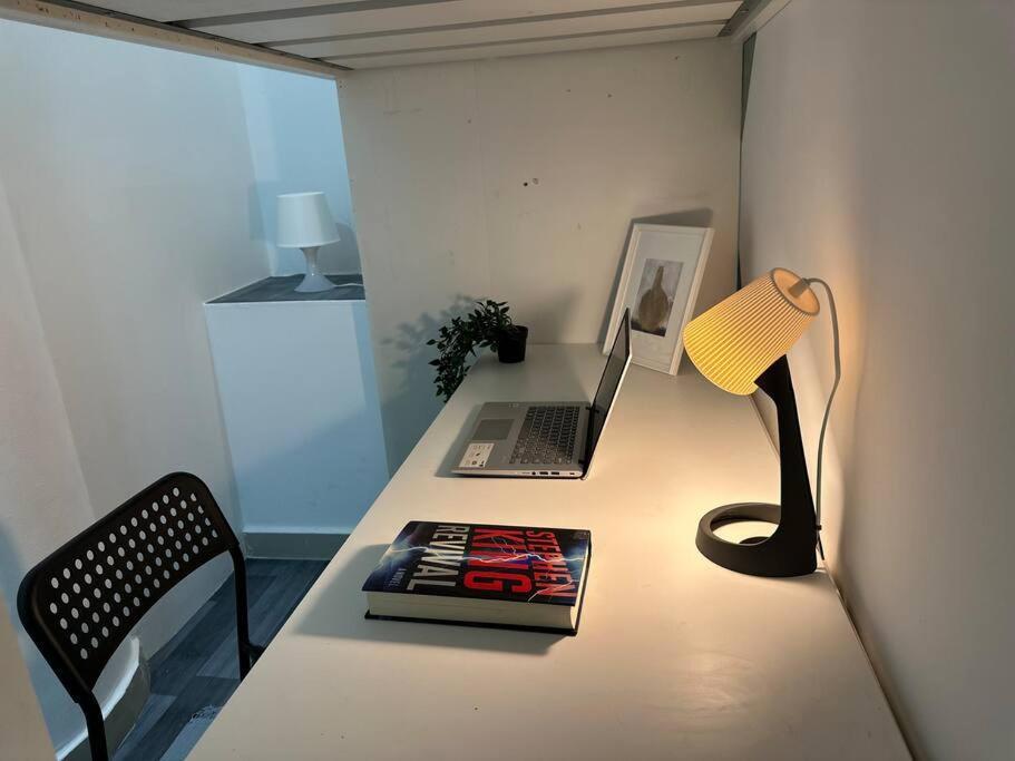 Loft Style Partition In Shared In Al Barsha 1 Near Moe Metro Apartment *