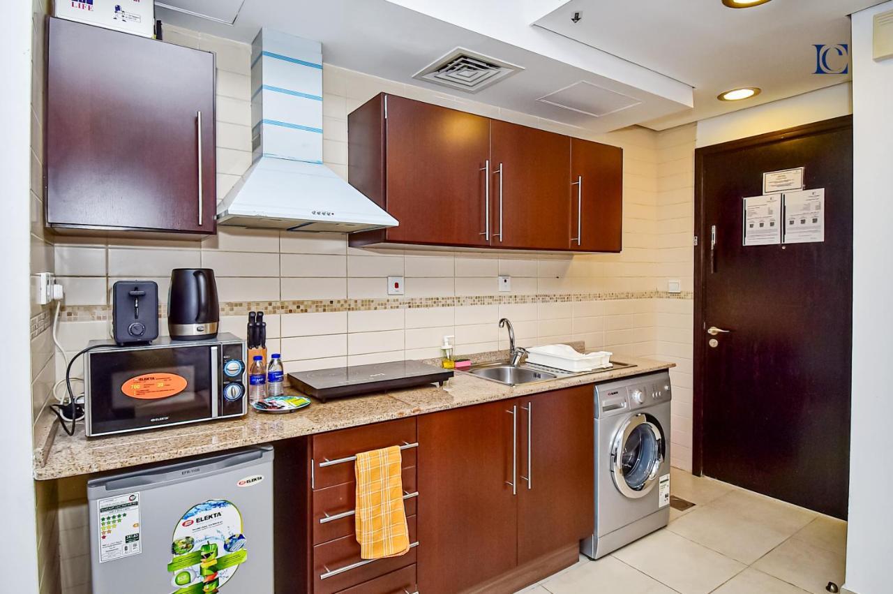 Apartamento Luxury Escapes - Modern - Metro, & Mall Mins Away Dubai