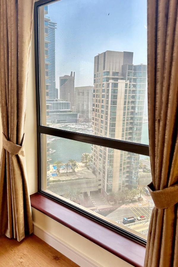 2br Luxury Marina View Apartment Dubai