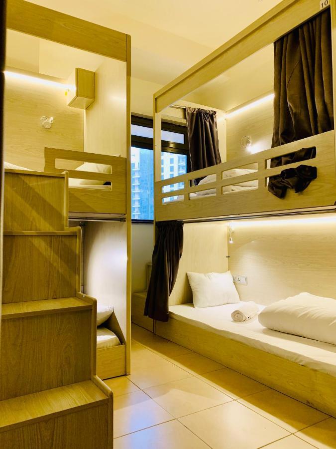 Marina Homes *