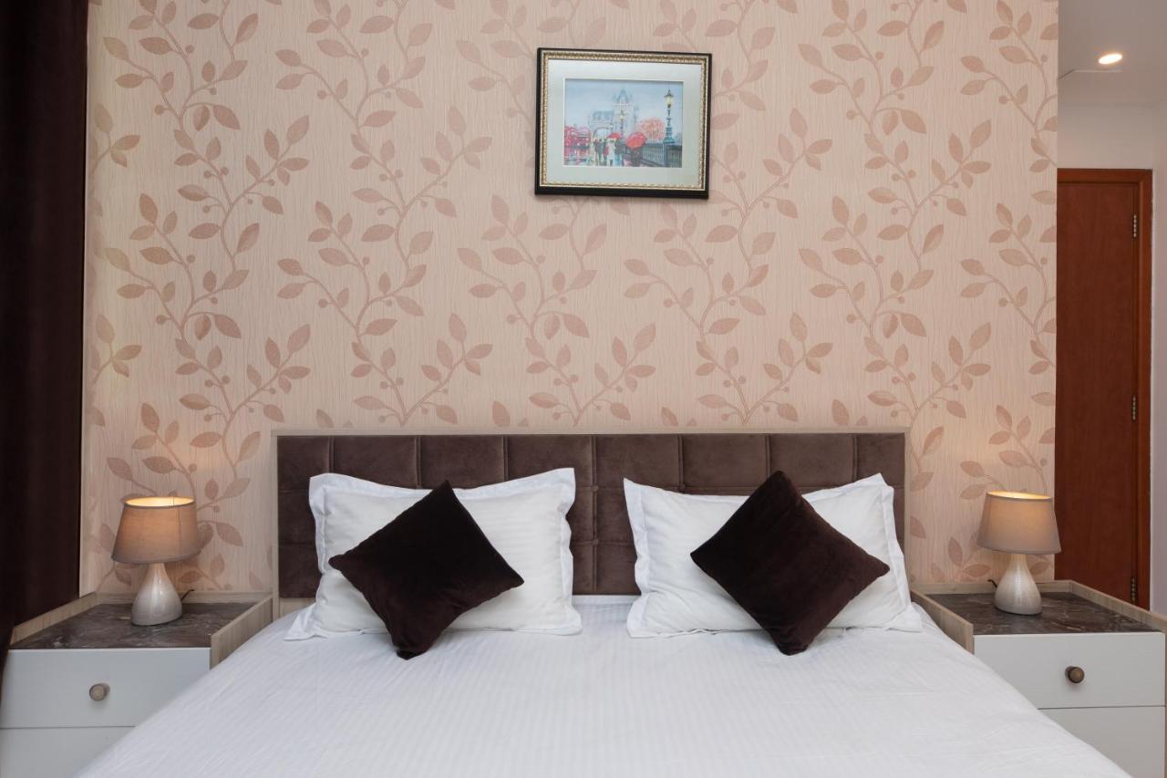 A Place Like A In Marina Apartment Dubai