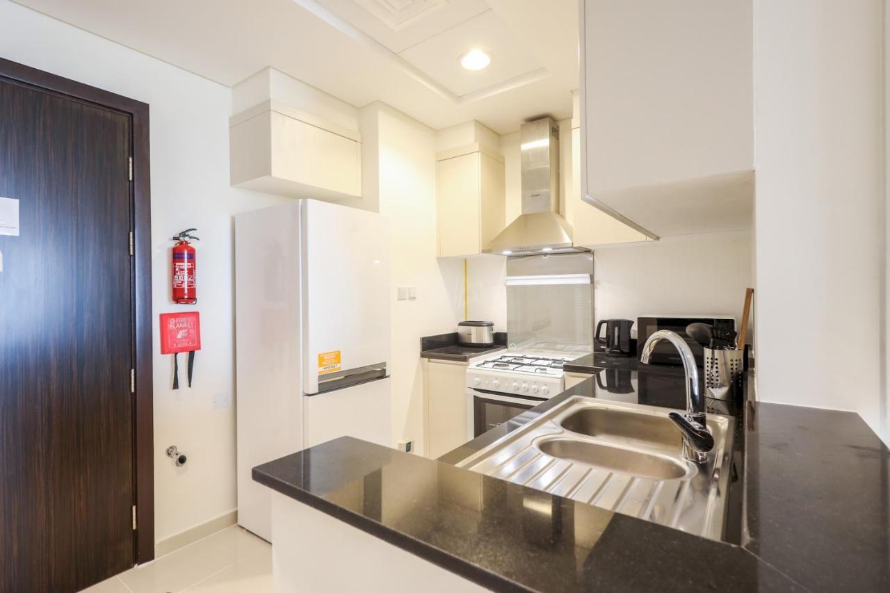 Apartment Elite Lux Homes - Serene Golf View Living 1 Bhk In Damac Hills Dubai