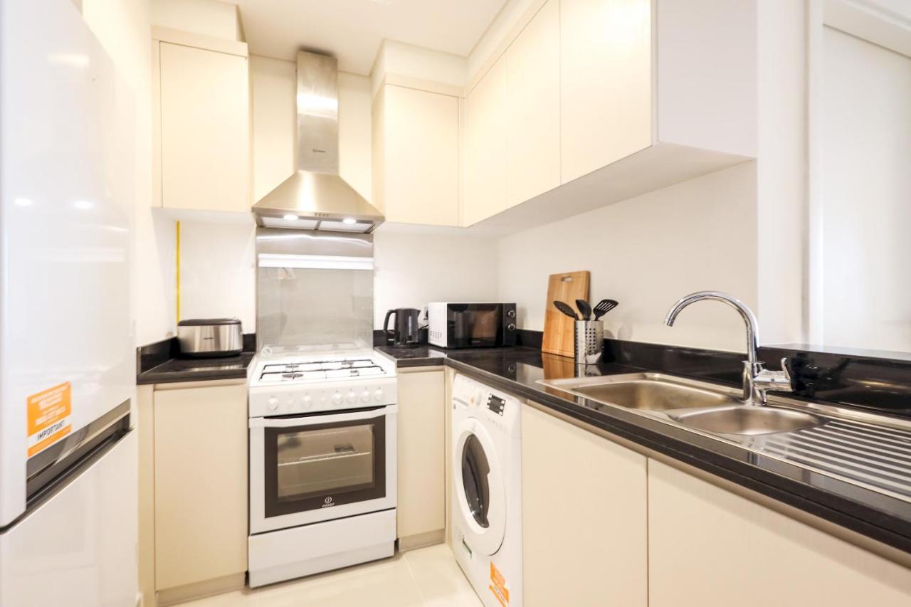 Elite Lux Homes - Serene Golf View Living 1 Bhk In Damac Hills * Dubai