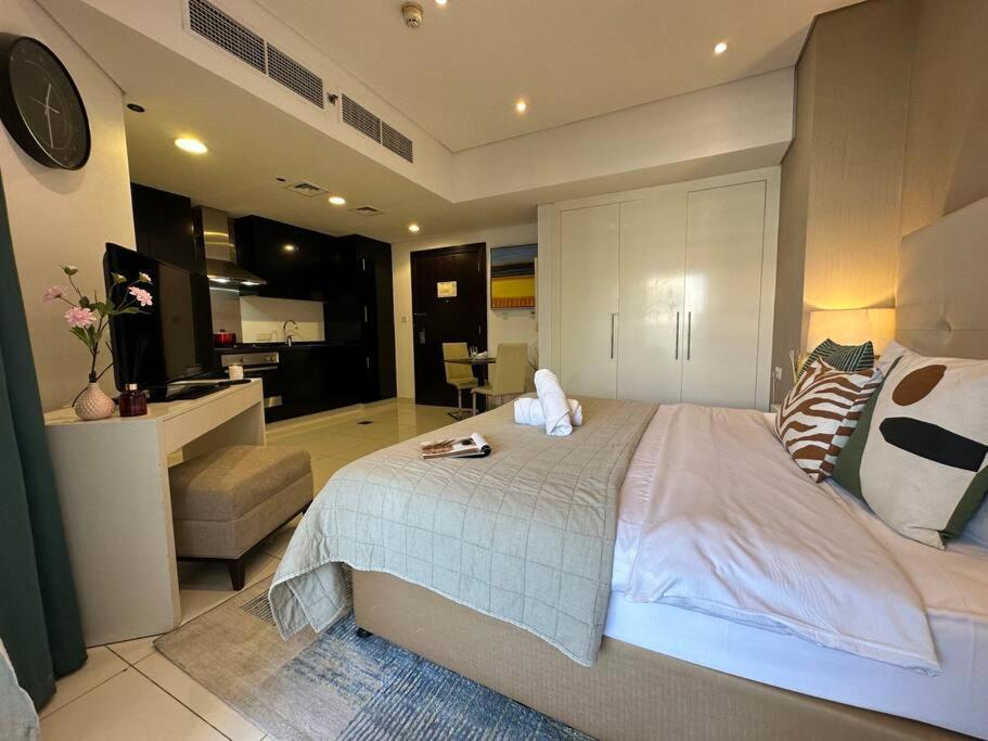 Apartamento Manzil - Cozy Nr Downtown W Canal Views Dubai