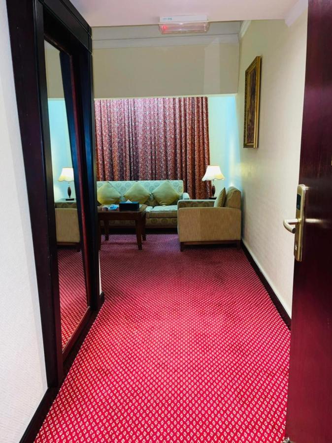 Claridge 3*