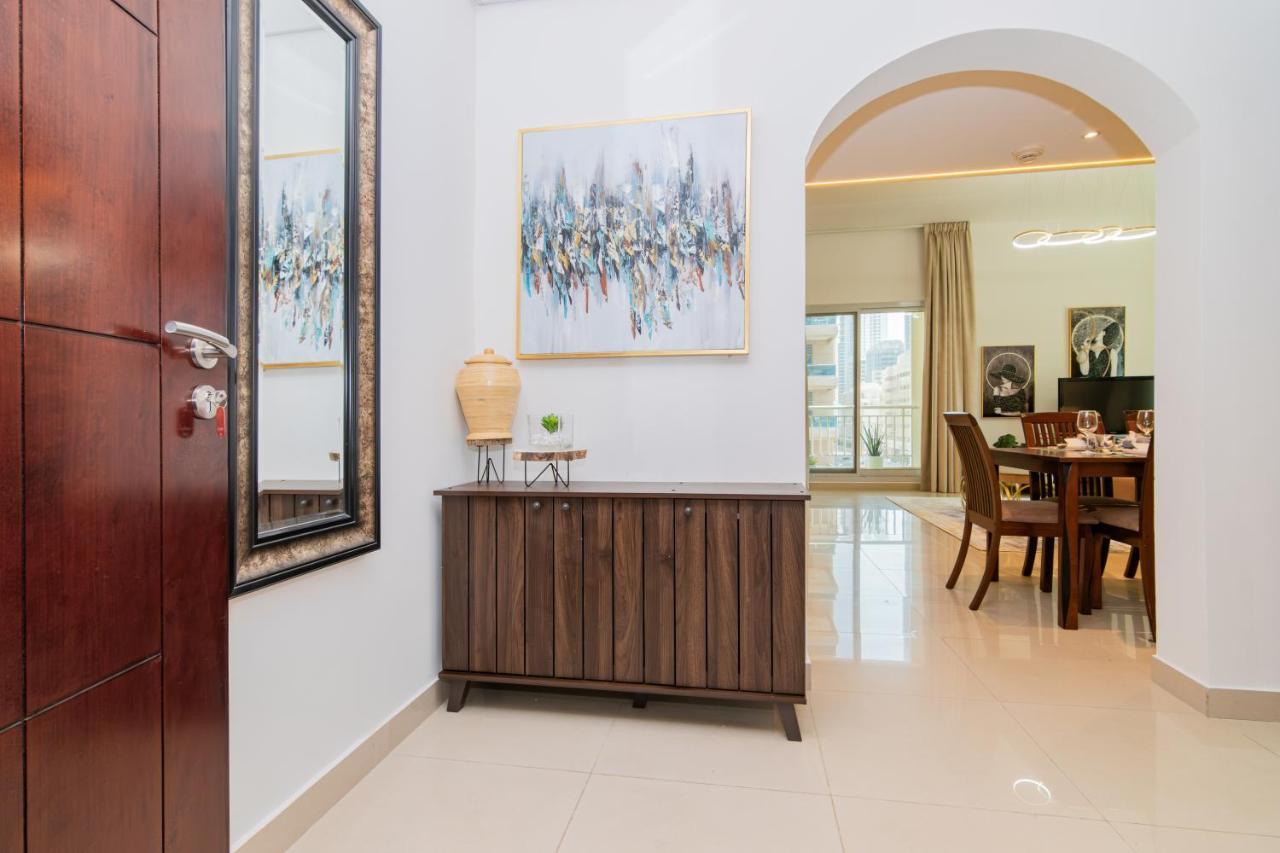 Marina,jbr -luxurious 2 Bedroom King Aparthotel *