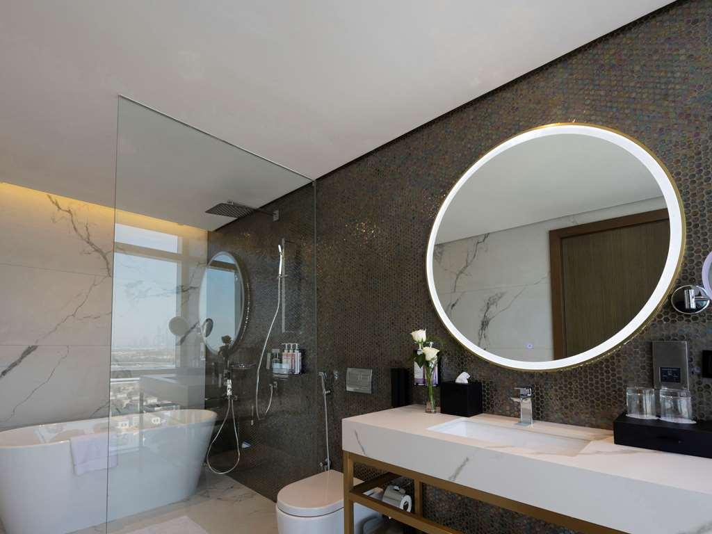 Moevenpick Jumeirah Village Triangle Hotel *