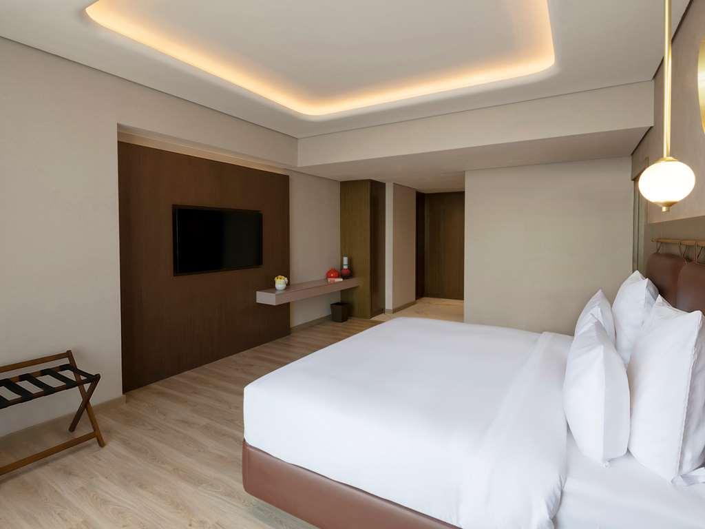 Hotel Moevenpick Jumeirah Village Triangle *