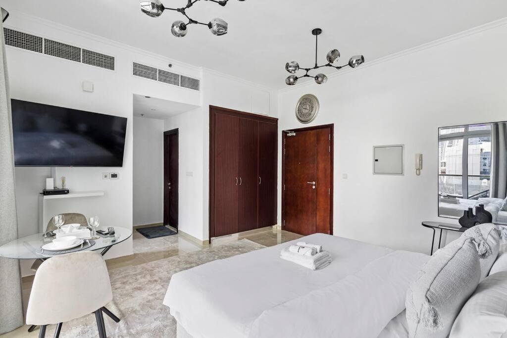 Stonetree - Dec Tower 2 - Marina Dubai