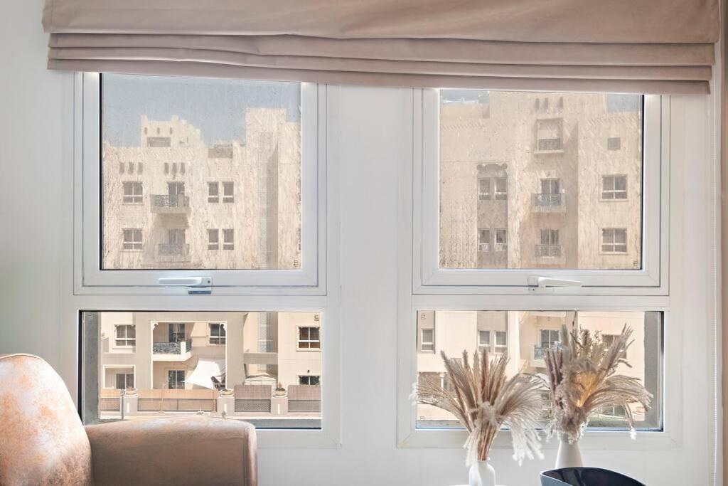 Apartment Chic Studio With A Bath Tub, Pool & Gym Near Golf Club *
