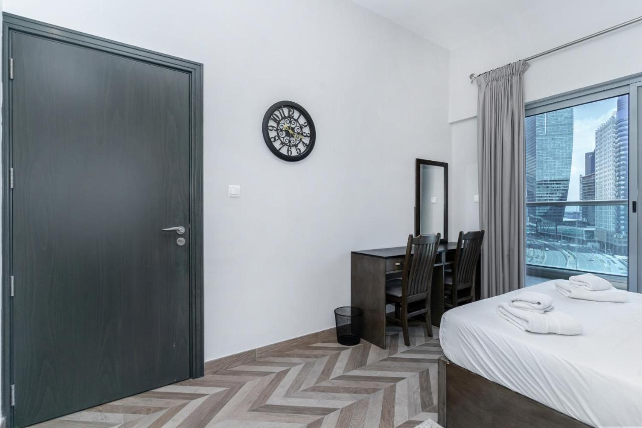 Family And Group I Near Burj Khalifa Apartment Dubai