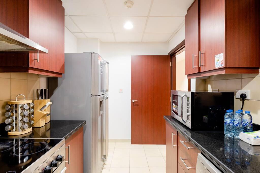 Gorgeous 3 Bedroom In Jbr Apartment