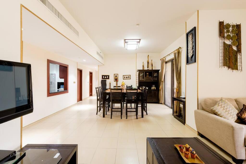 Gorgeous 3 Bedroom In Jbr *