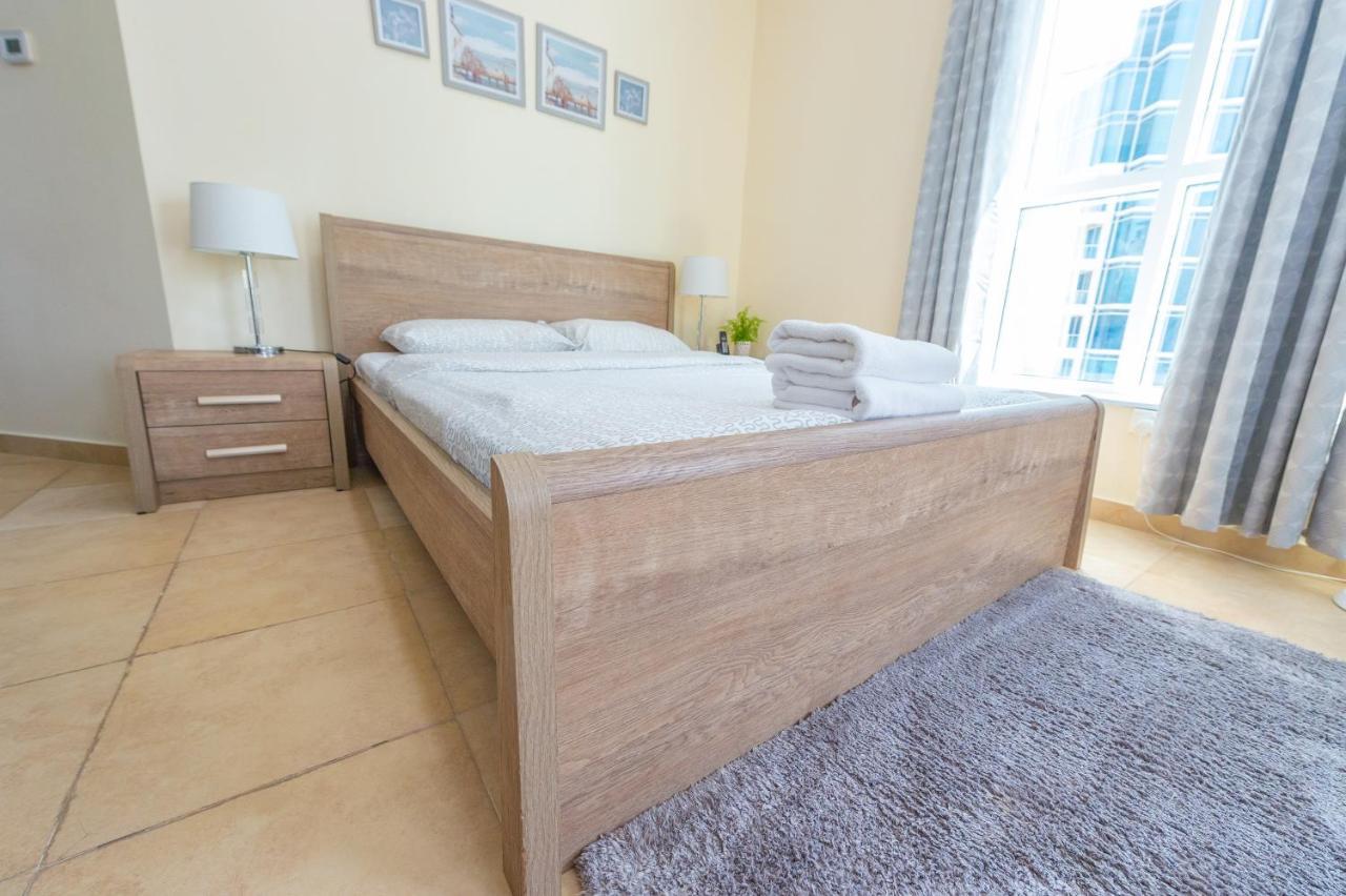 Luxury Escapes - Modern Budget With Balcony In Jlt! * Dubai