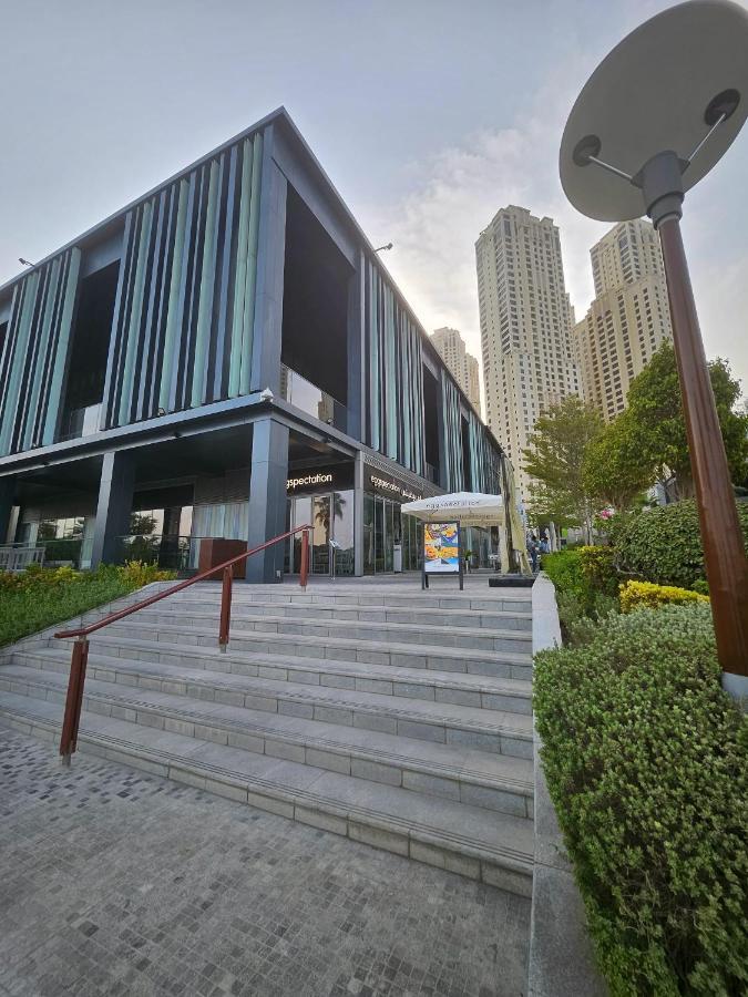 Netizen Homes Spacious Studio By The Jbr Dubai