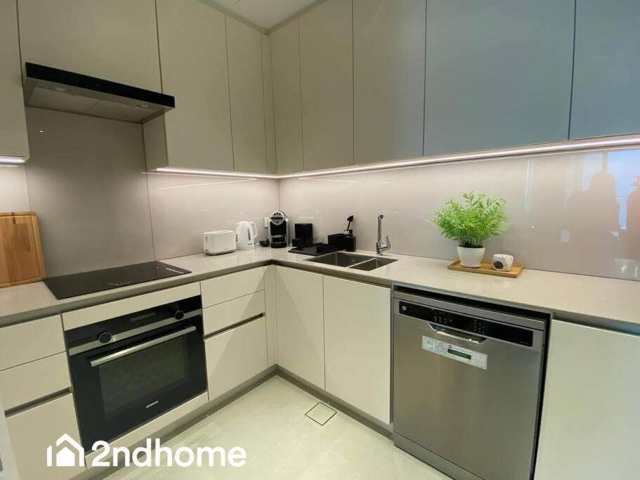 2ndhome - Address - Ain View Apartment *