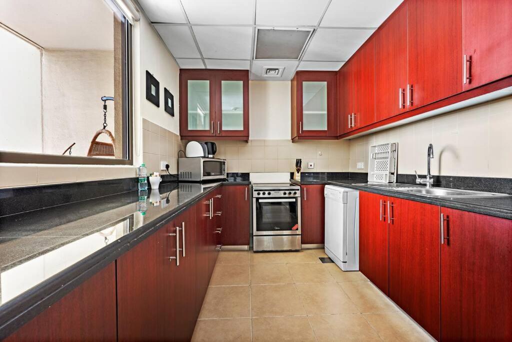 Stonetree - Near Marina - Fully Furnished 1 Br Apartment