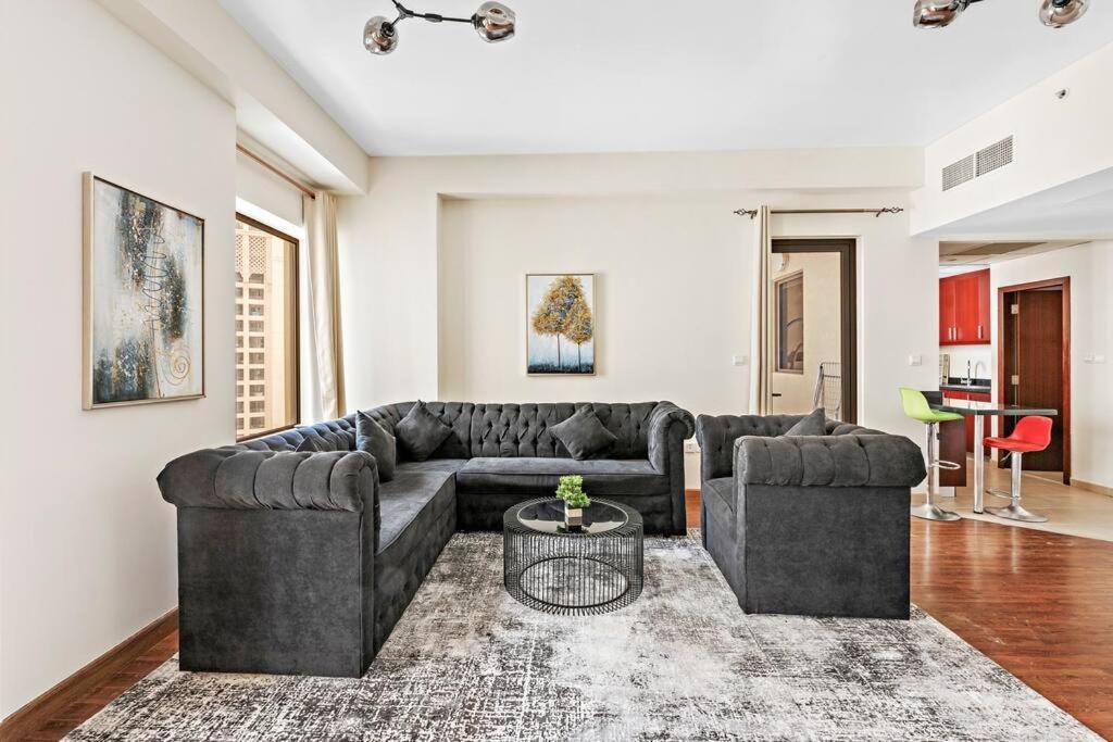 Stonetree - Near Marina - Fully Furnished 1 Br Apartment Dubai