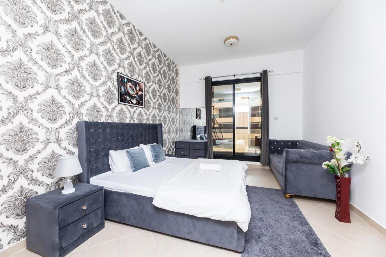 Apartment A Place Like A In Marina Dubai