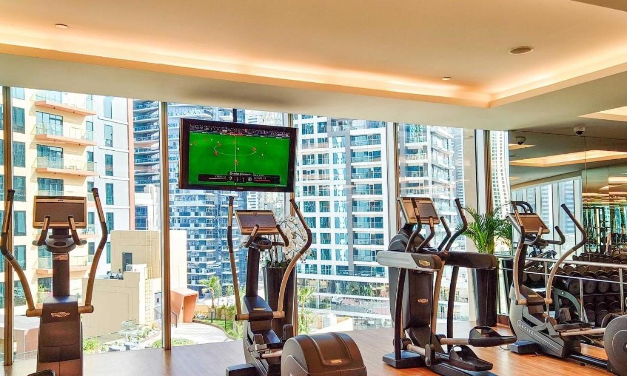 Luxury Address Res Marina 1br A Frank&frank Pansiyon Dubai