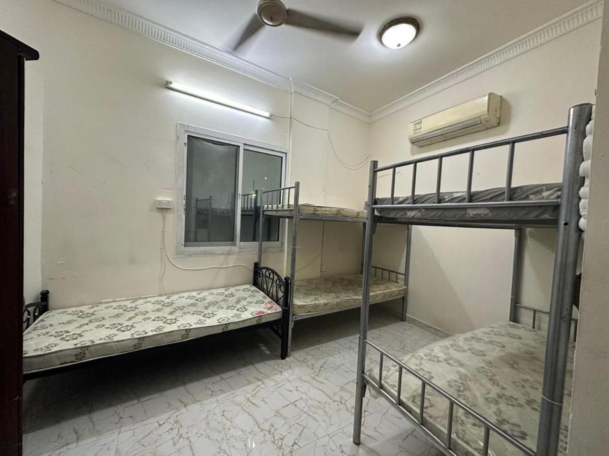 Bed Space For Female Single And Bunk Bed Al Sayed Builidng - Sharaf Dg Exit 4 Flat 301 Apartment Dubai