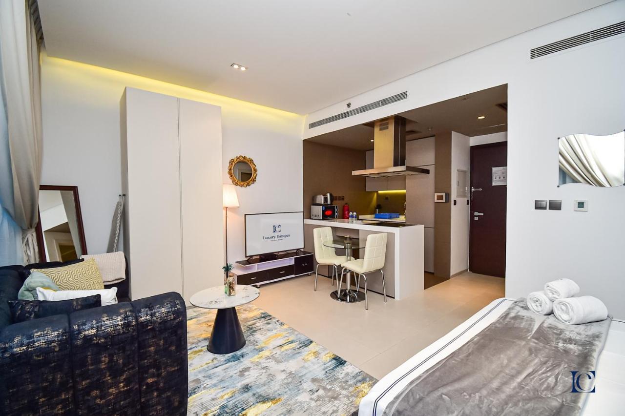 Apartamento Luxury Escapes - Modern In West Avenue Marina *