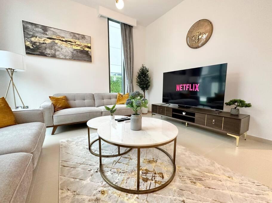 * Dweller * Family Tranquil Sleeps 8