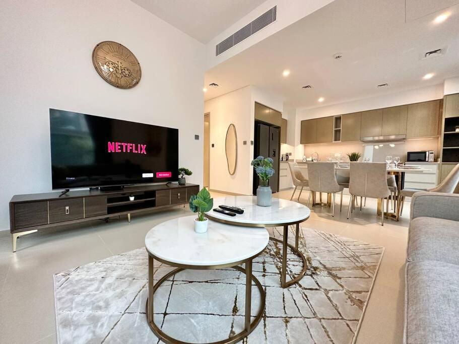 Villa * Dweller * Family Tranquil Sleeps 8 *