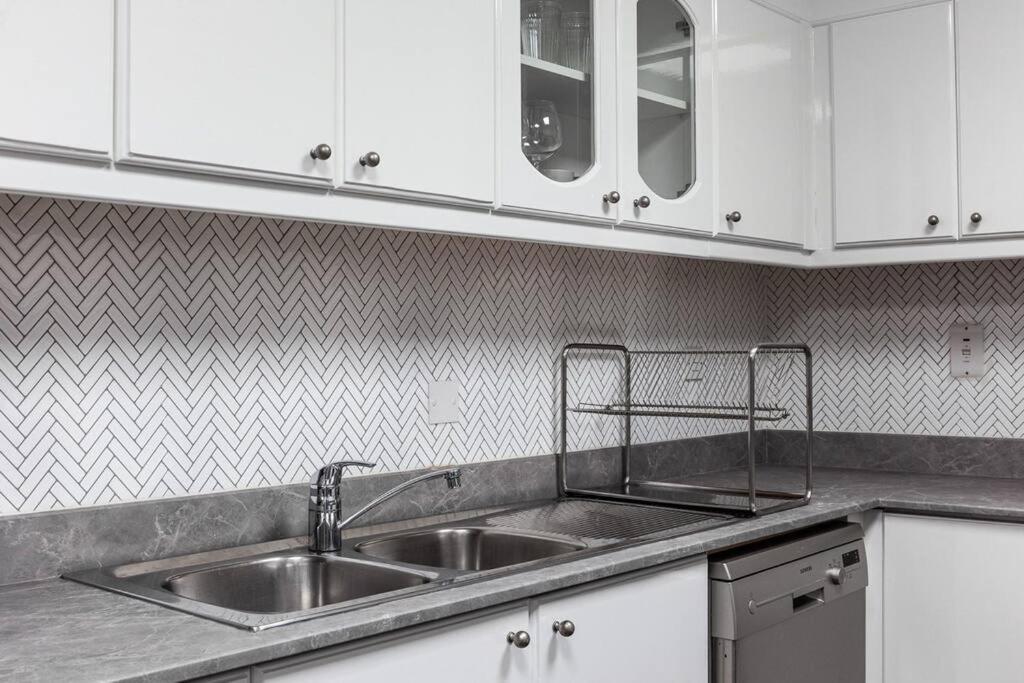 2 Bdr In Marina Terrace Marina Apartment *