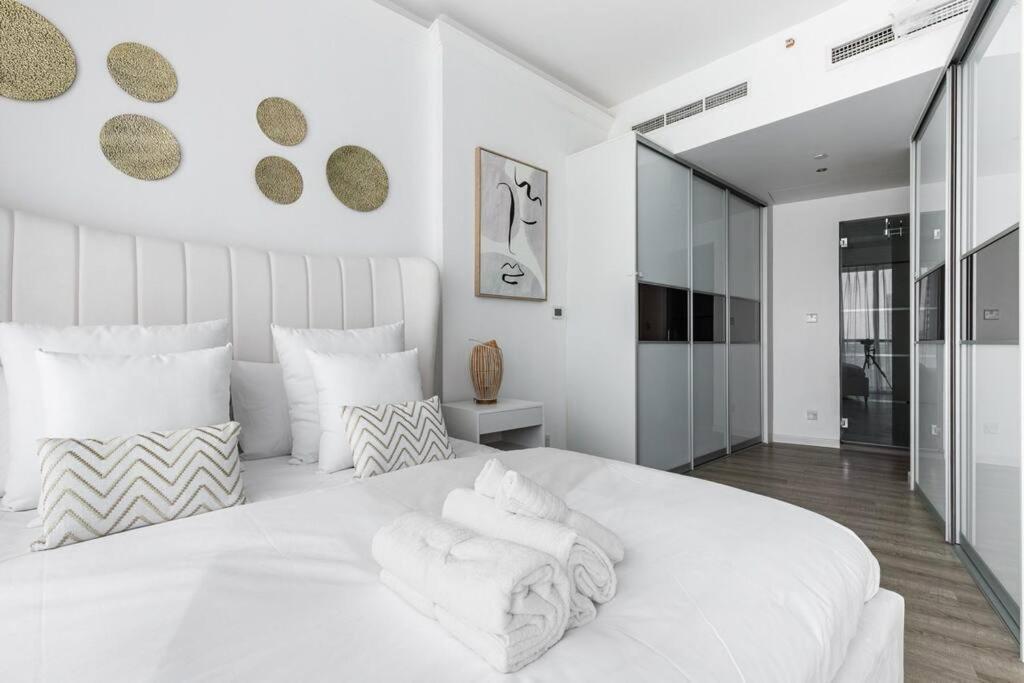 Apartment 2 Bdr In Marina Terrace Marina