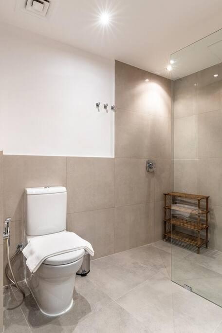 2 Bdr In Marina Terrace Marina *