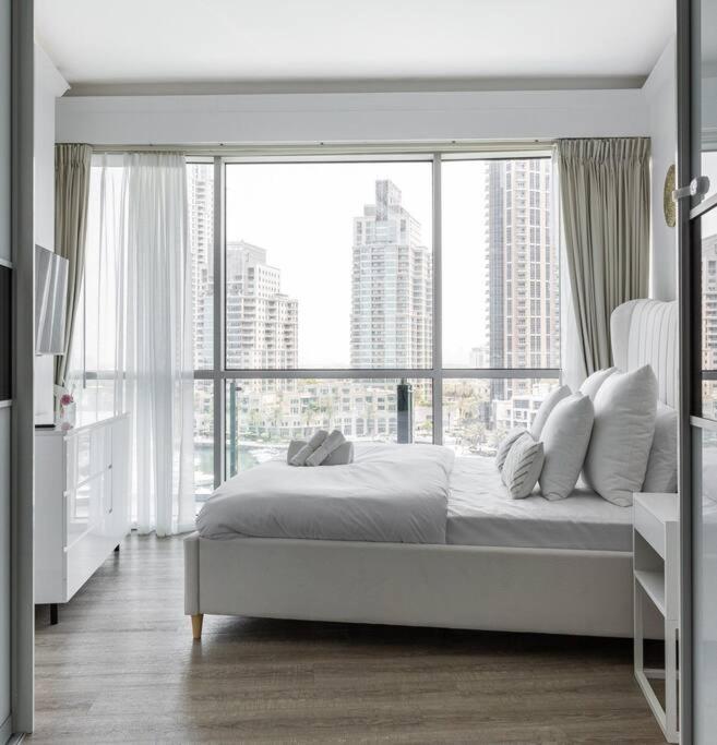 2 Bdr In Marina Terrace Marina * Dubai