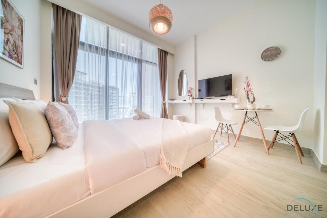 Reposeful Studio At Azizi Riviera 4, Al Merkadh By Deluxe Holiday Homes Apartment *