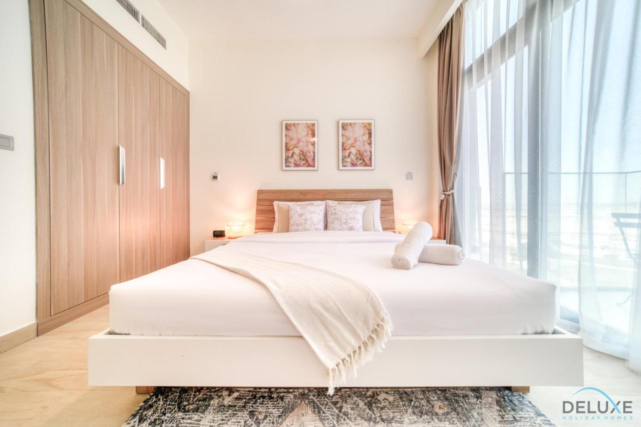 Reposeful Studio At Azizi Riviera 4, Al Merkadh By Deluxe Holiday Homes Apartment Dubai