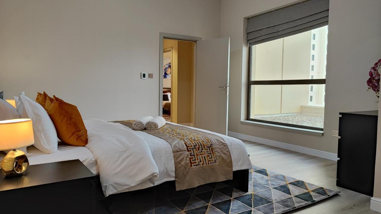 La Buena Vida Homes Apartment *