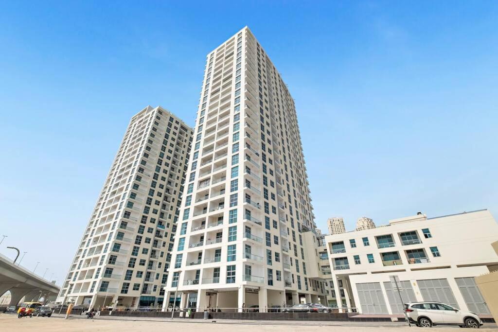 Apartment Stonetree - Modern Style 1 Bedroom Near Marina Walk