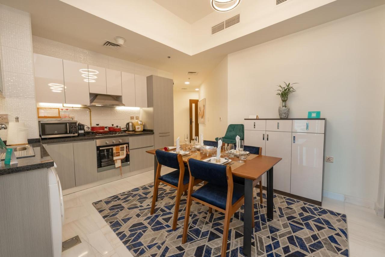 Fam Living - Bayz Tower By Danube - Business Bay * Dubai