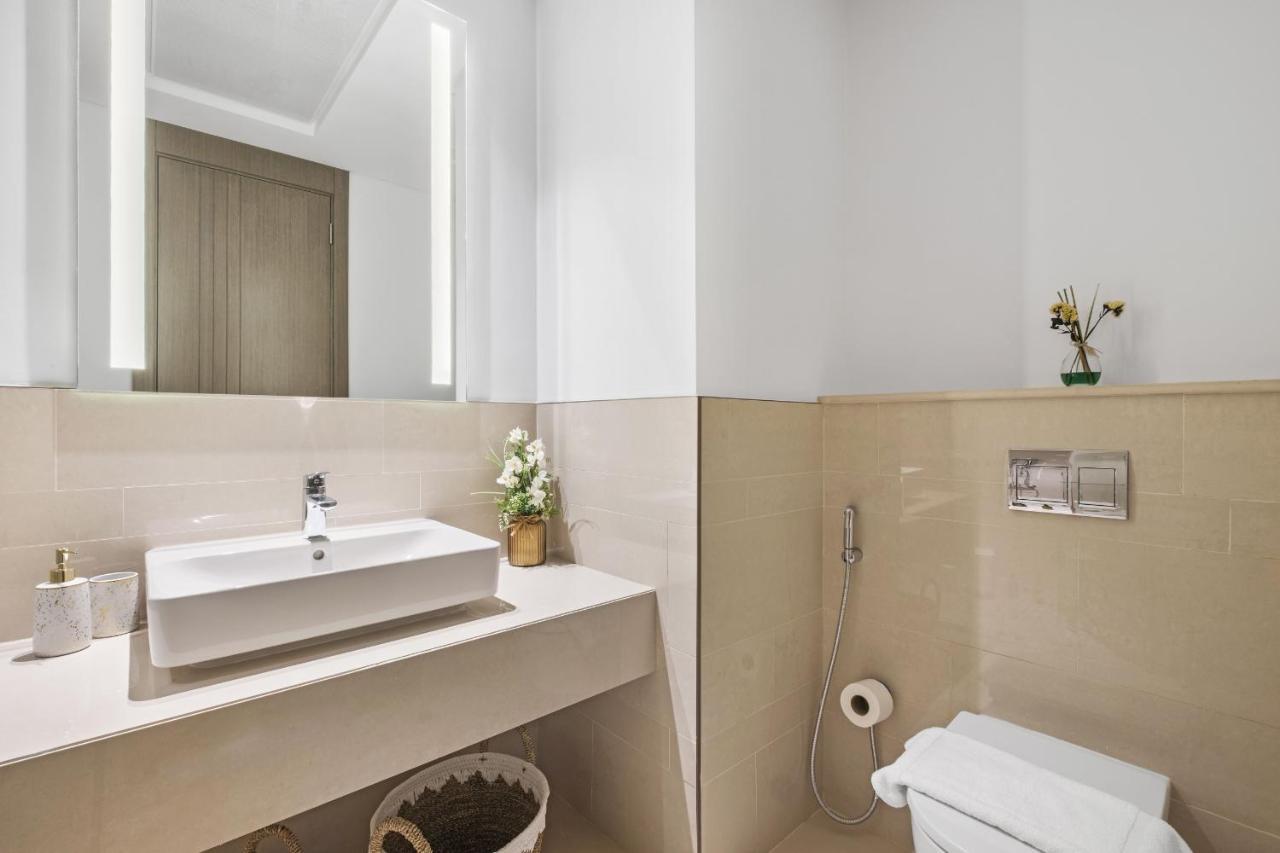 Vayk - Brand New One Bedroom In Jvc * Dubai