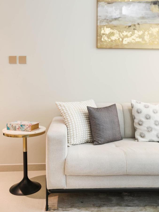 Manzil - Cozy 1 Bedroom Nr Downtown W Pvt Balcony Daire